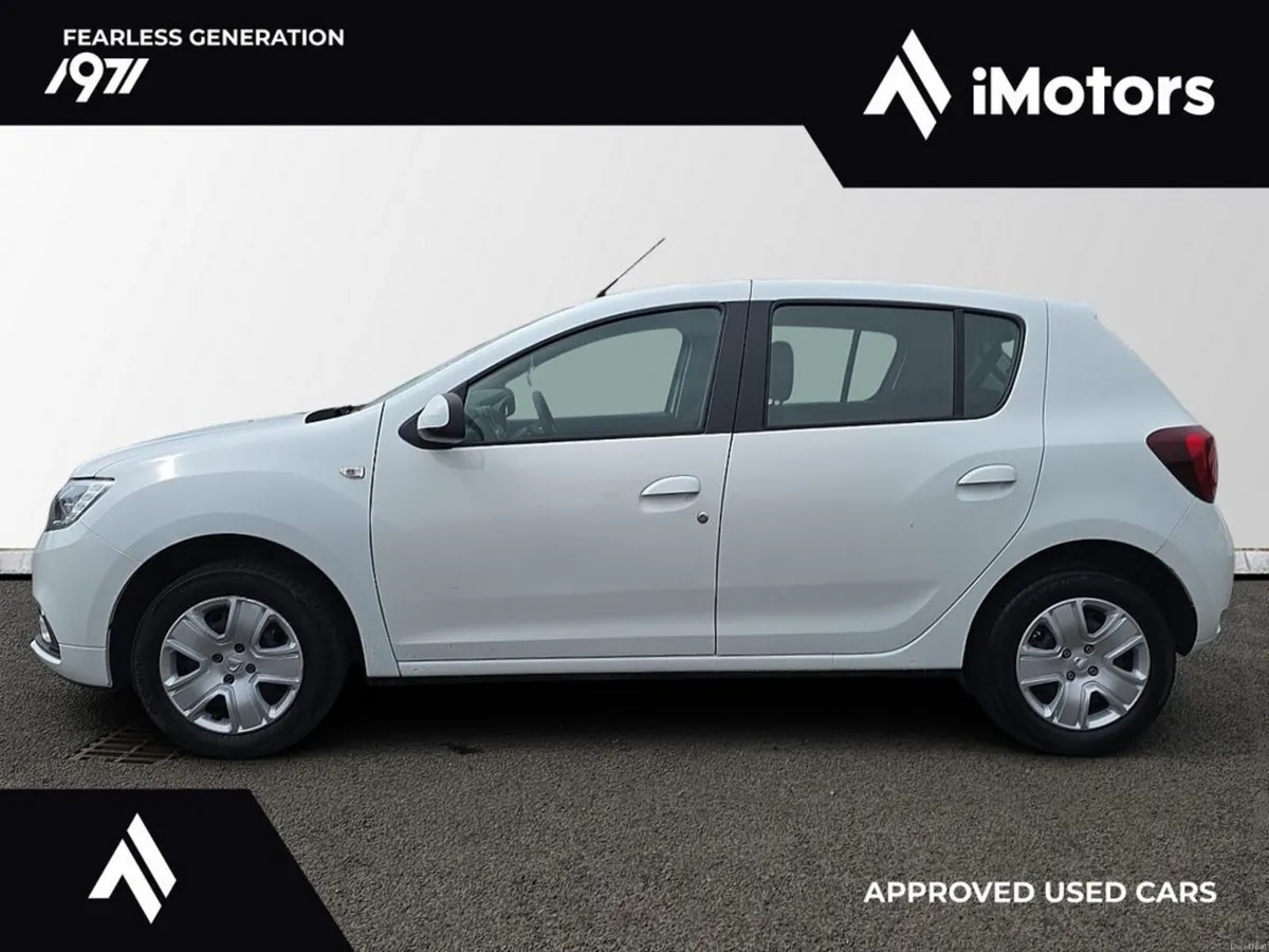Dacia Sandero 0.9 TCE Comfort 5DR - Image 3