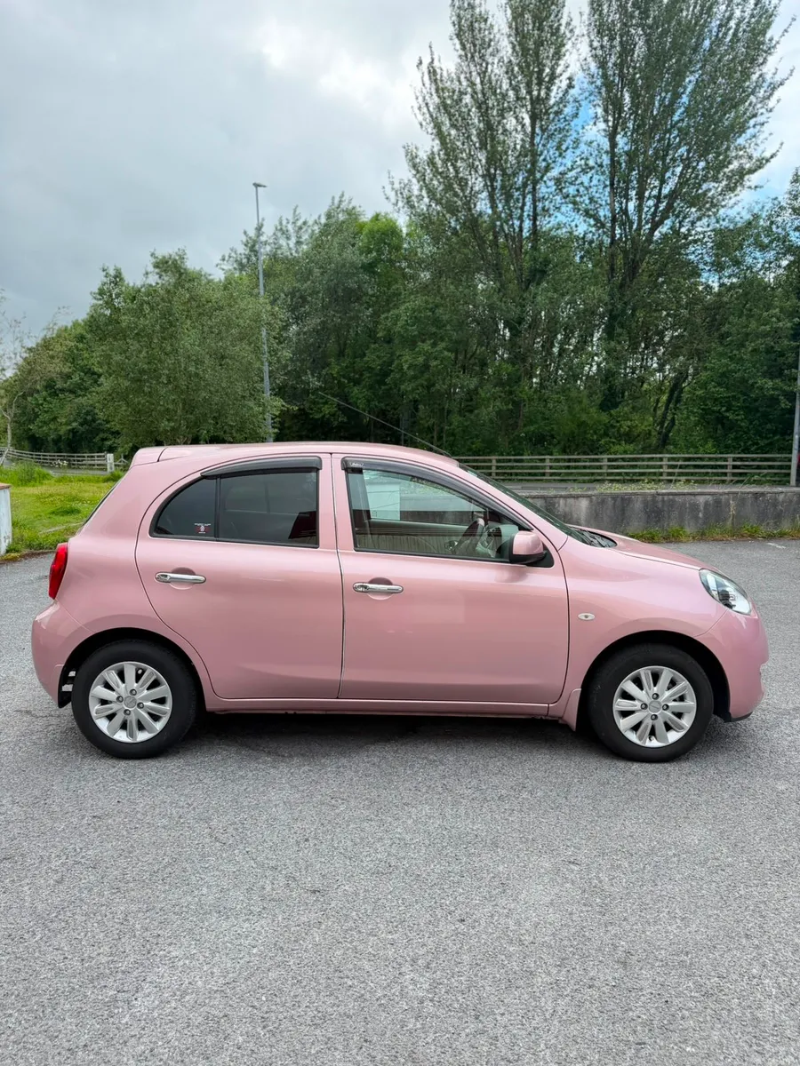 Nissan March Bolero special edition AUTECH - Image 4