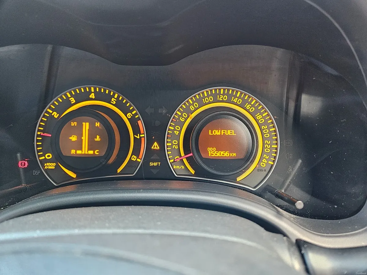 Toyota Corolla 2010 - Image 3