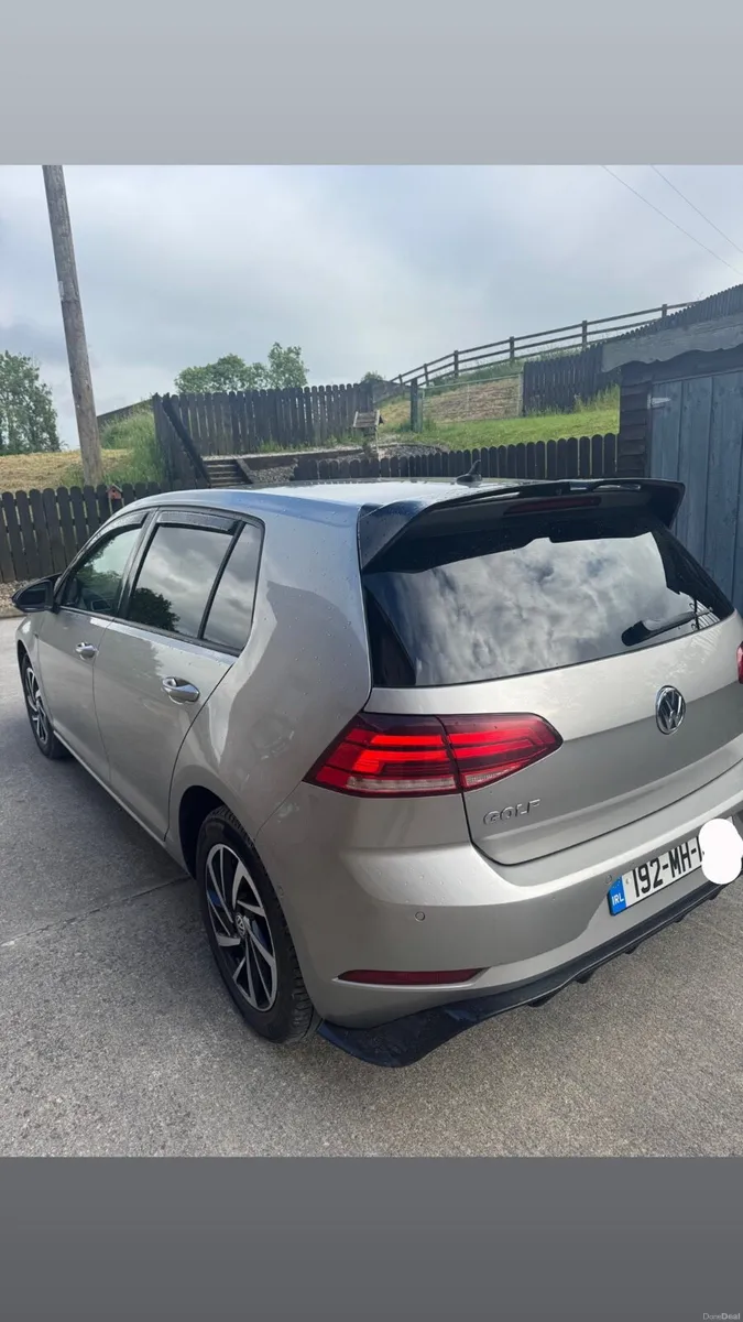Volkswagen Golf 1.6 Diesel 2019(192) - Image 3