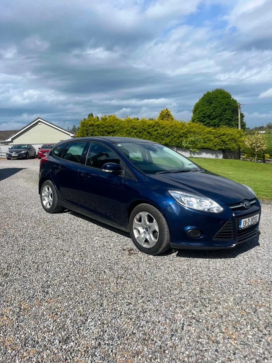 Ford Focus 2013 - Image 2