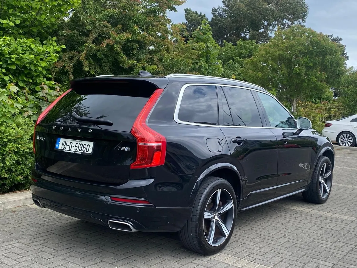 Volvo XC90 2019 - Image 2