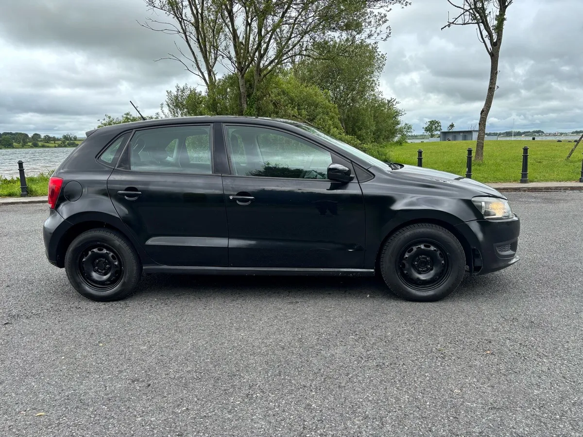 Volkswagen polo - Image 3