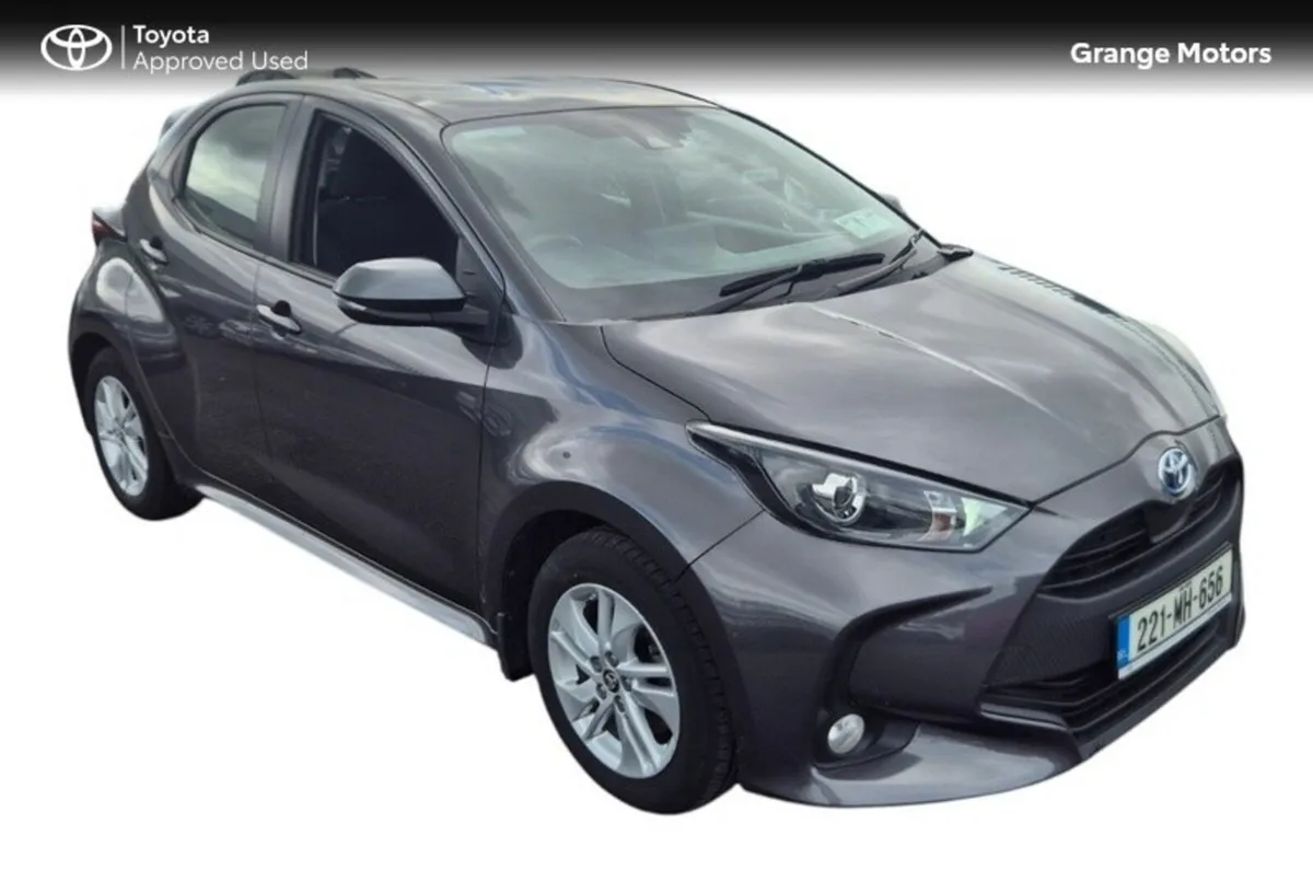 Toyota Yaris 1.5 HYBRID LUNA 5DR - Image 1