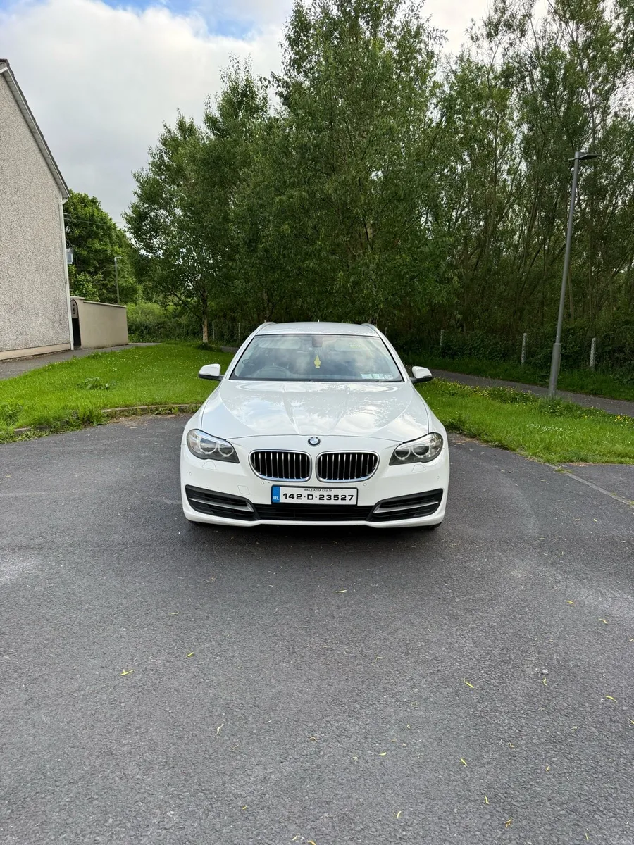 142 Auto BMW F11 - Image 2
