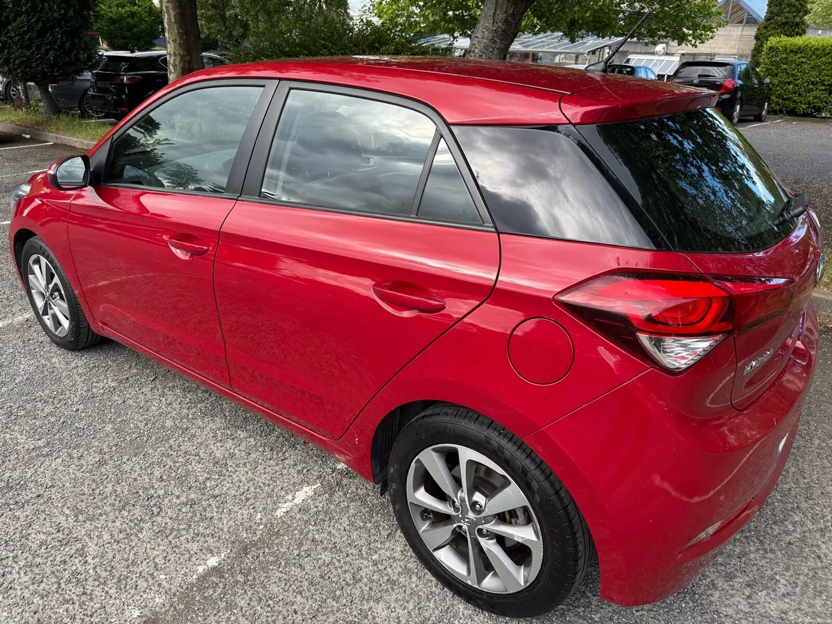 2018 Hyundai i20 - Image 4