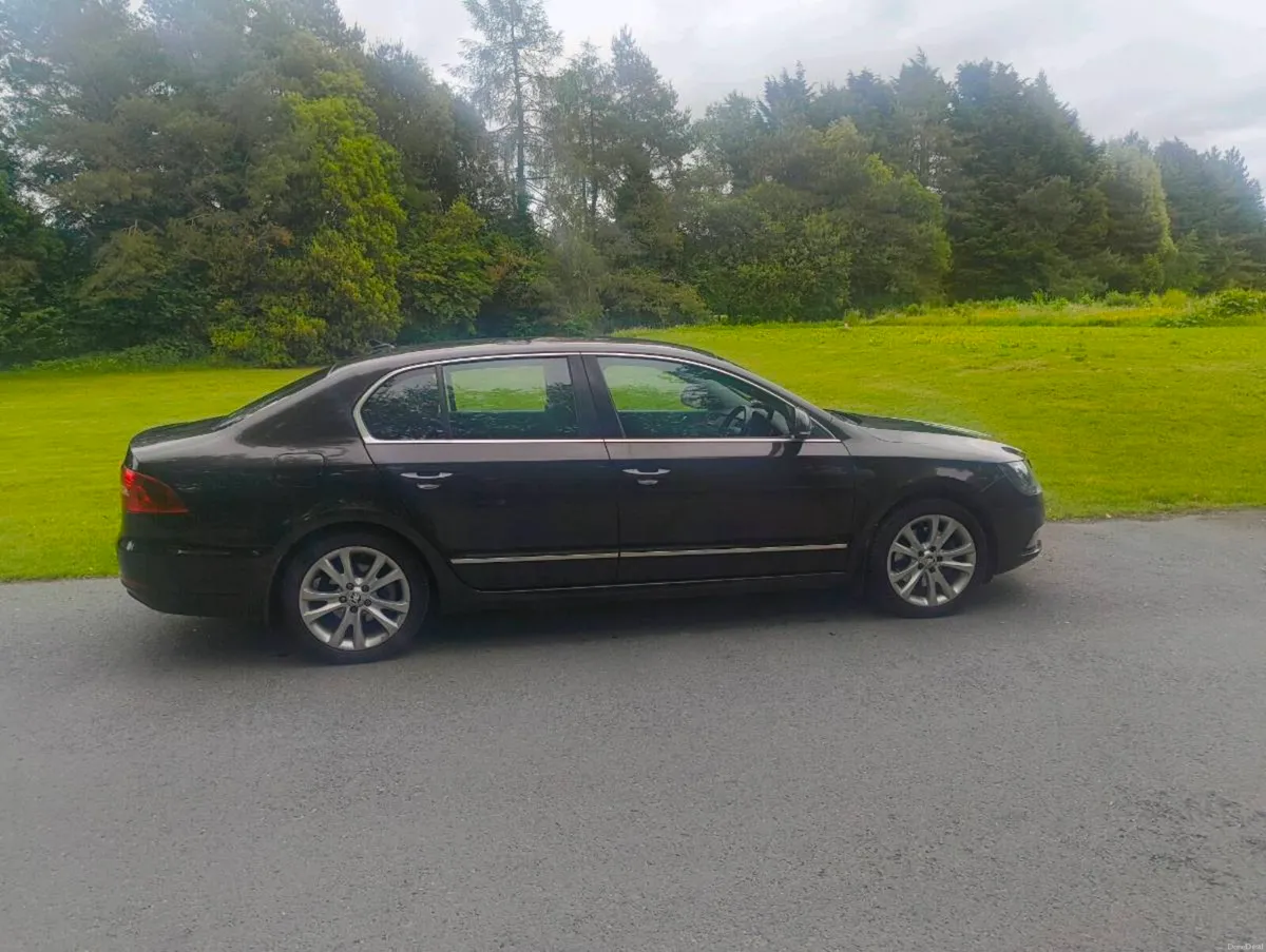 2014 Skoda Superb 2.0 Manual Elegance - Image 3