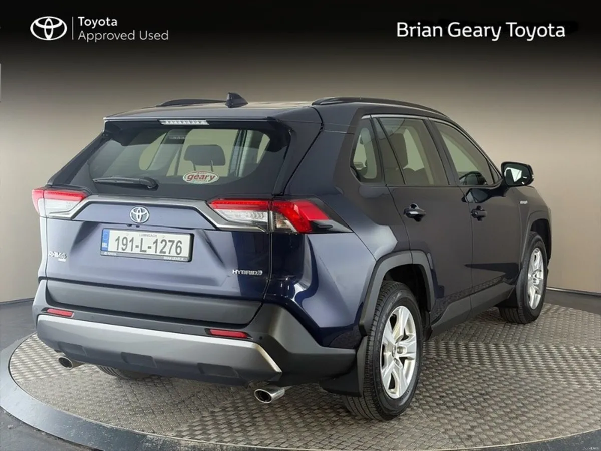 Toyota RAV4 HYBRID LUNA 2WD - Image 2