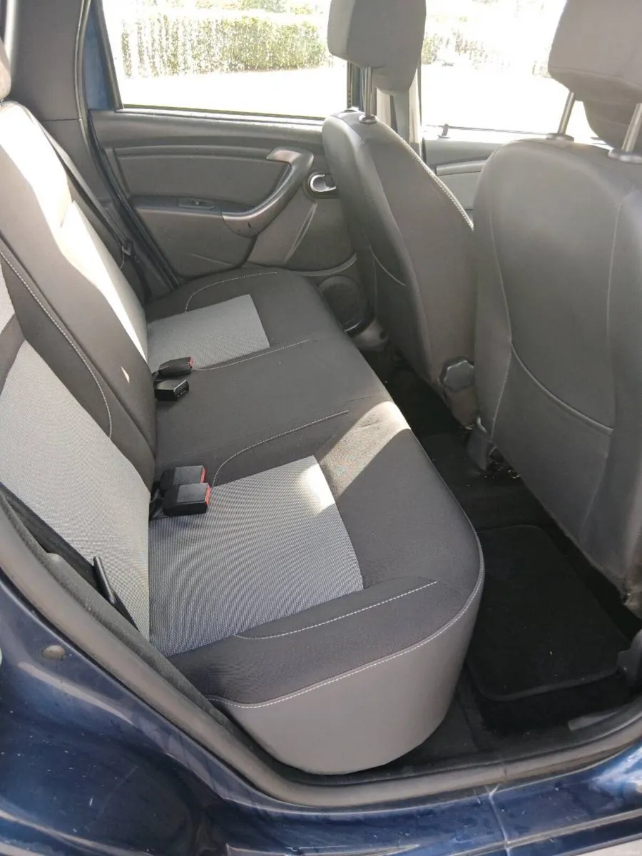 Car - Image 6