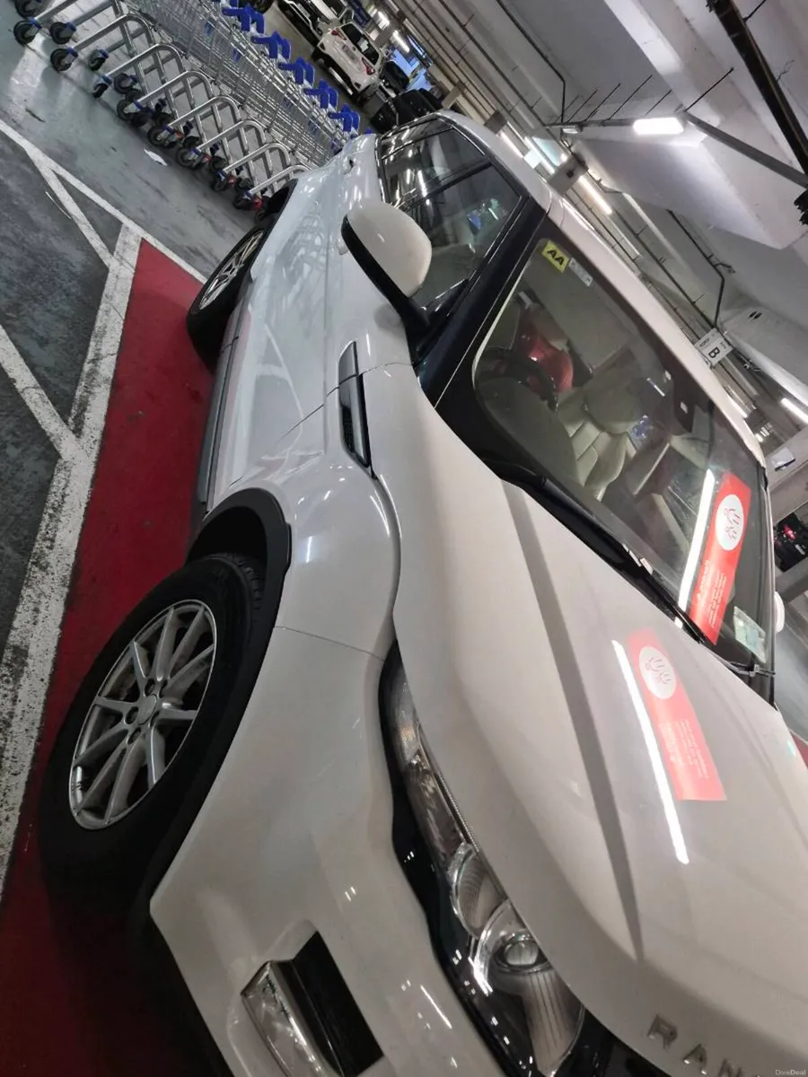 2.2litre 2015 Range Rover Evoque - Image 2
