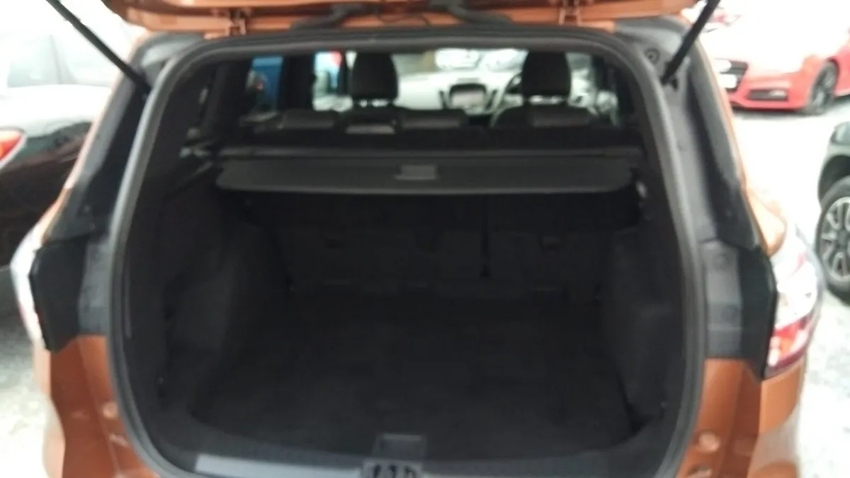 Ford Kuga ST-Line + low km +recently valeted - Image 5
