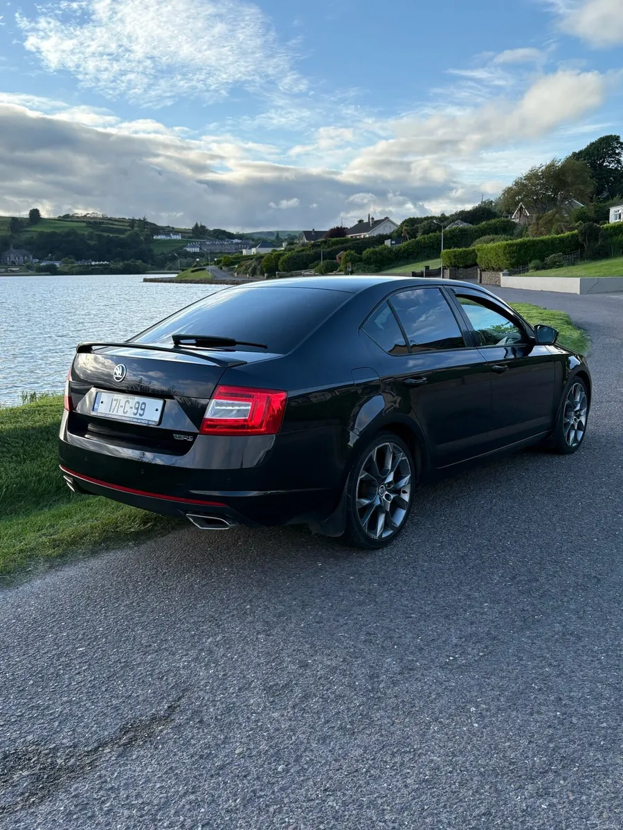 SKODA OCTAVIA VRS 2.0 DIESEL - Image 3