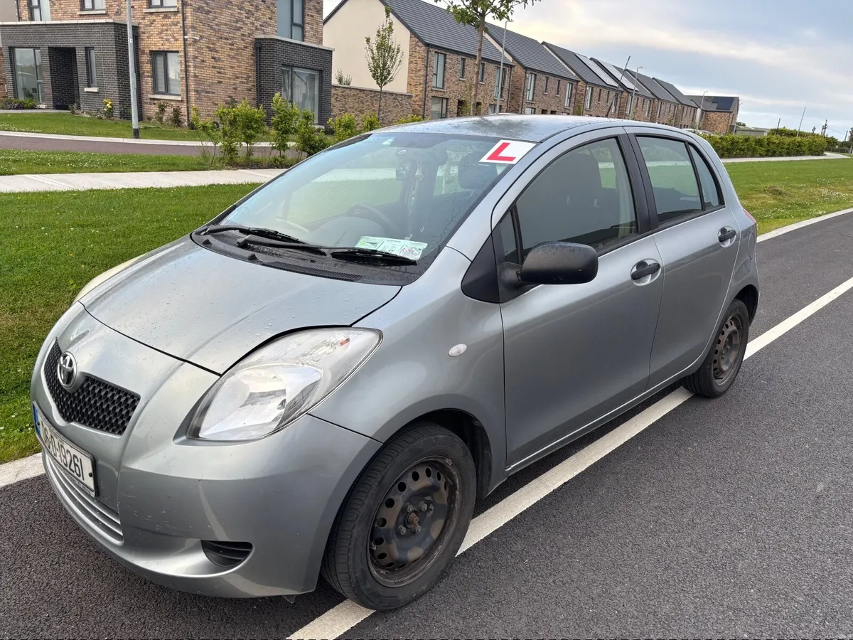 Toyota Yaris 2006 - Image 4