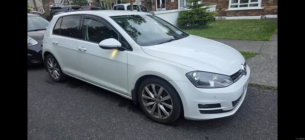 Volkswagen Golf 1.6TDI 5DR AUTO Bluemotion - Image 1