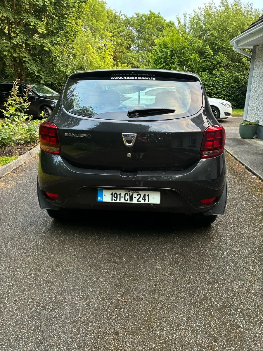 2019 Dacia sandero - Image 2