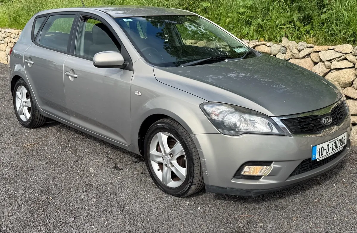 2010 Kia Ceed 1.6 diesel Manual Taxed 09/26 - Image 1
