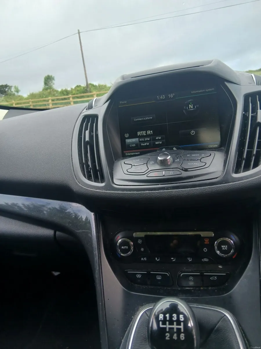 Ford Kuga 2016 2.0 tdci - Image 3
