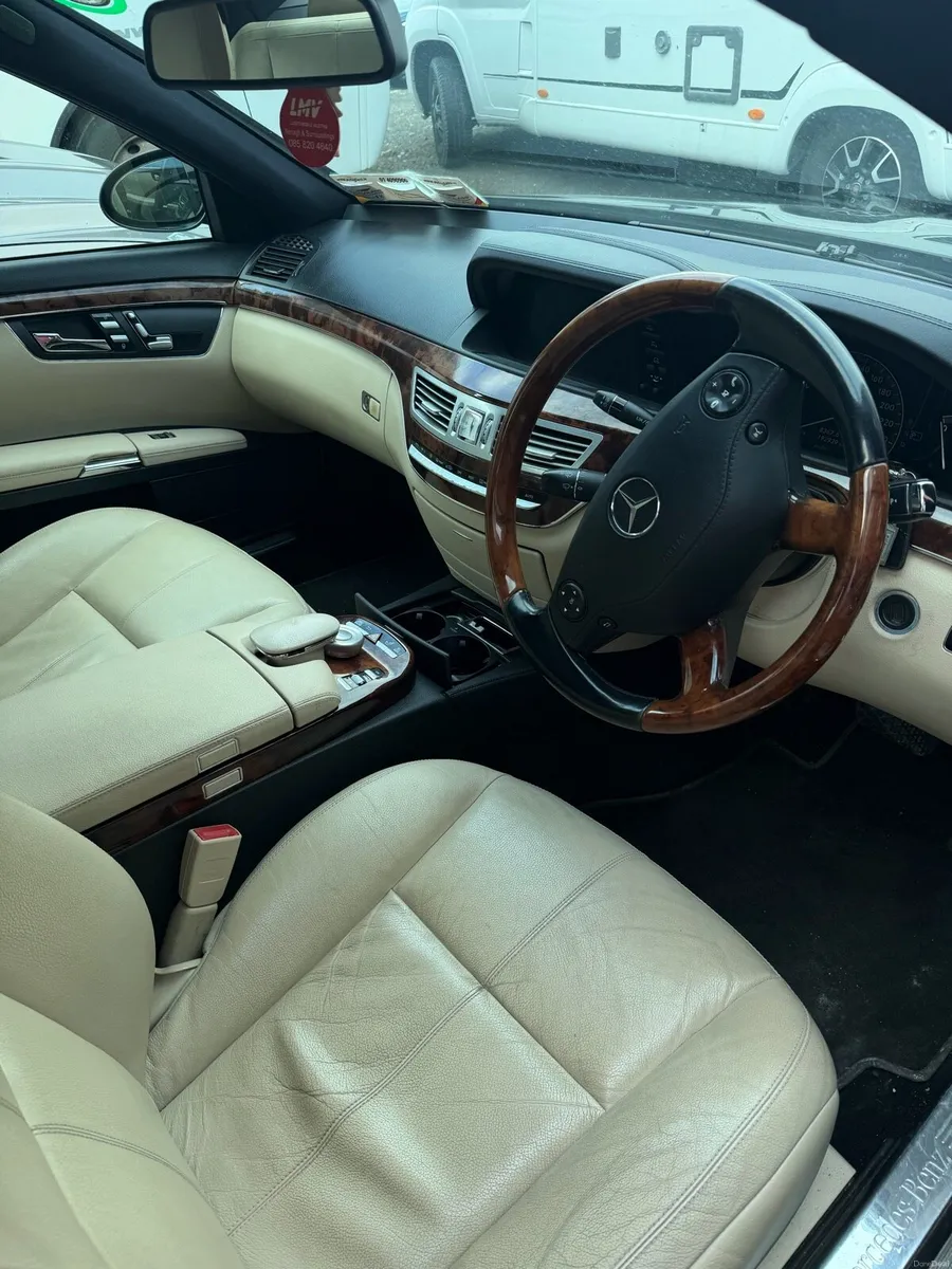 Mercedes S320 - Image 2