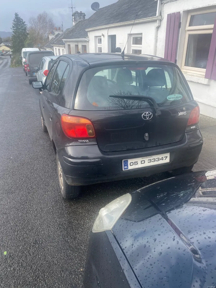 Toyota Yaris 2005 - Image 3