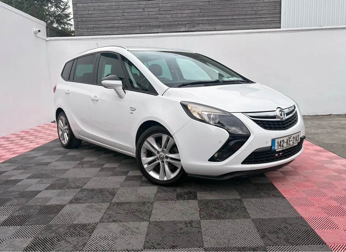 142 Vauxhall zafira tourer 2.0cdti Sri Nct/tax - Image 5