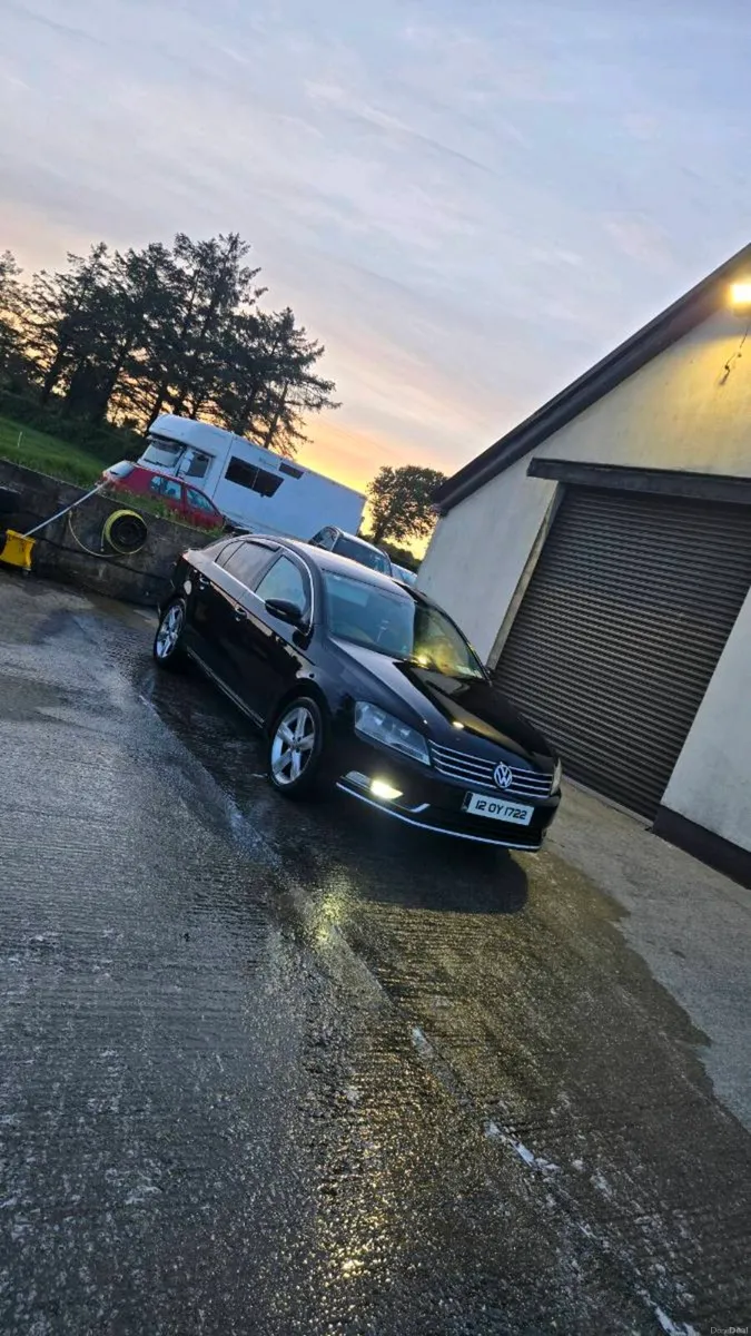 VW Passat 2.0 - Image 2