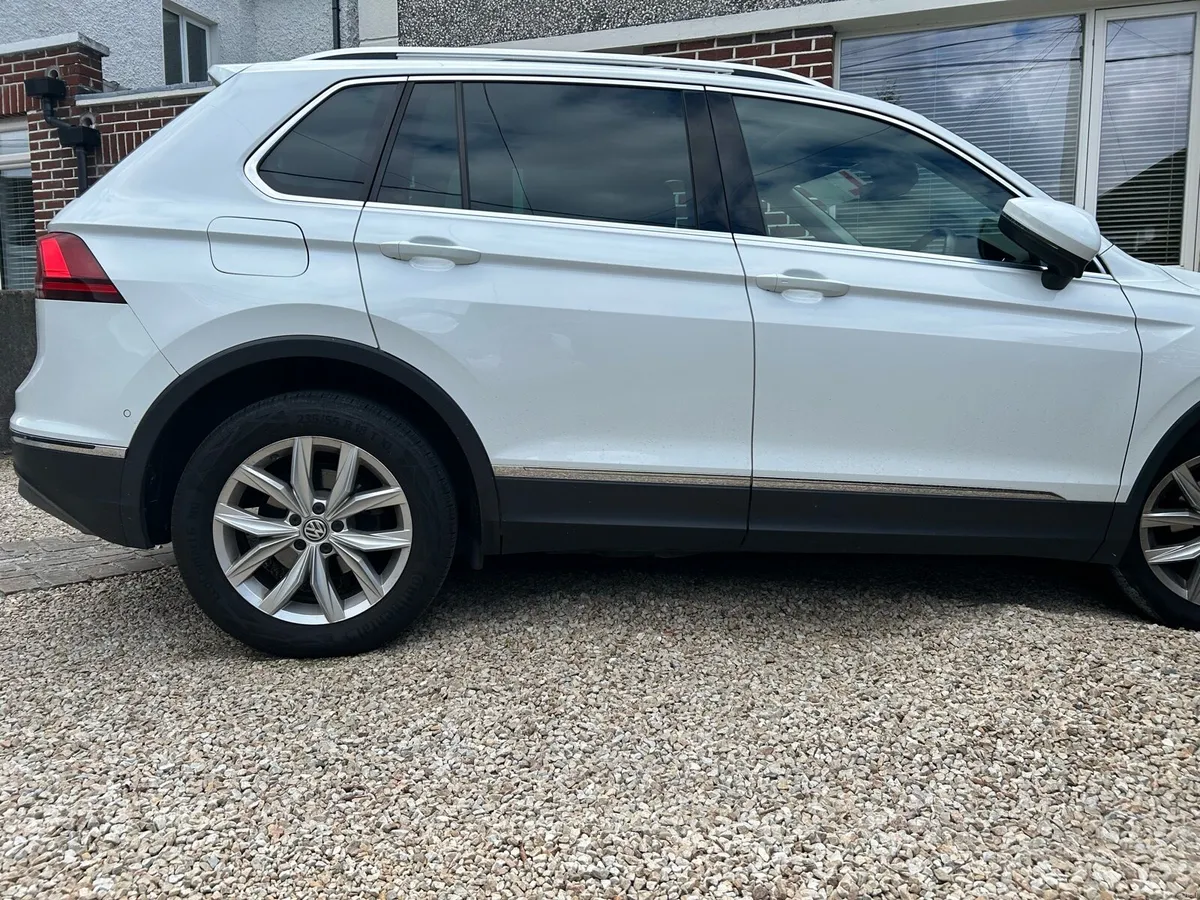 Volkswagen Tiguan Highline 2.0 Diesel - Image 4