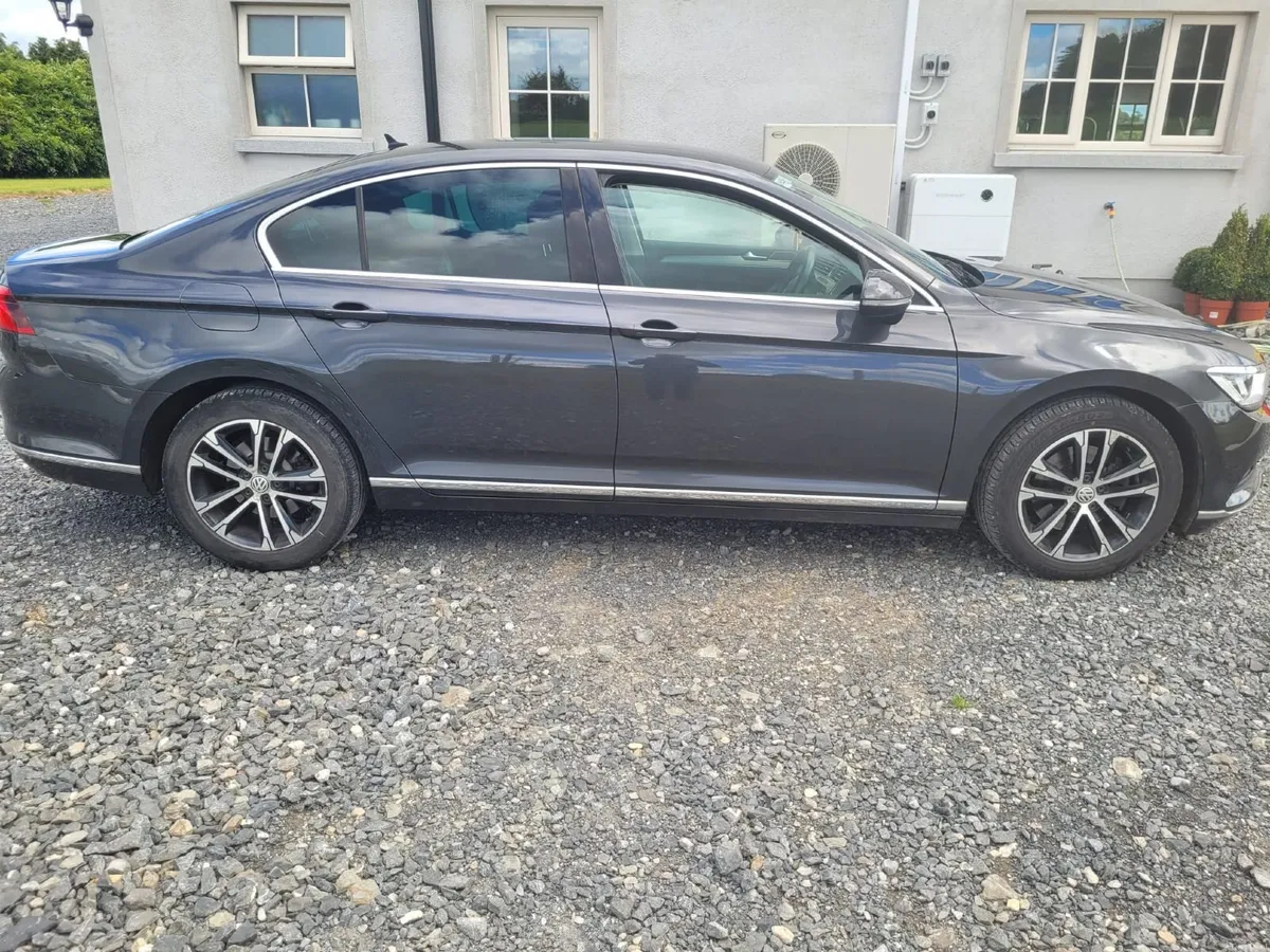 Volkswagen Passat 1.6 TDI Highline - Image 5
