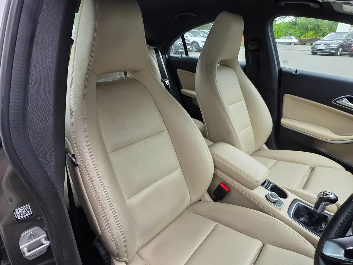 2016 Mercedes-Benz CLA180 URBAN // NEW NCT - Image 4
