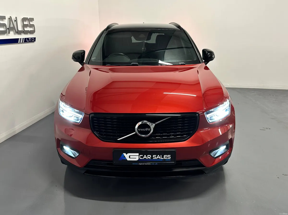 2019 Volvo XC40 2.0 D R-Design - Image 2
