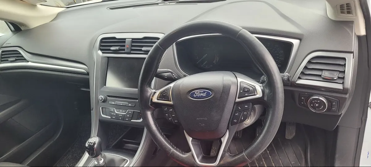 Ford Mondeo estate 2016. Diesel 2.0l tdci 4×4. - Image 4