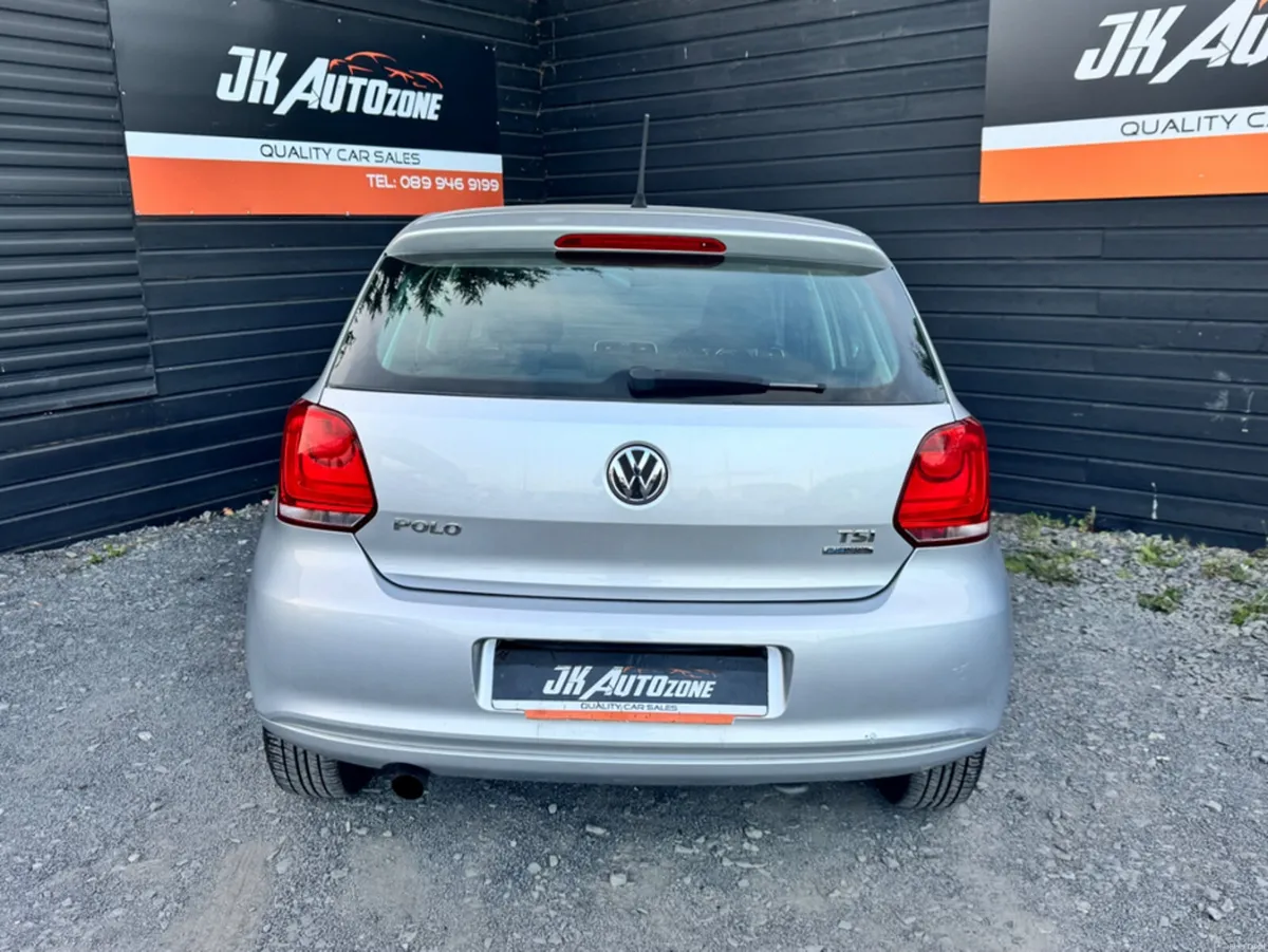 Volkswagen Polo Auto - Image 5