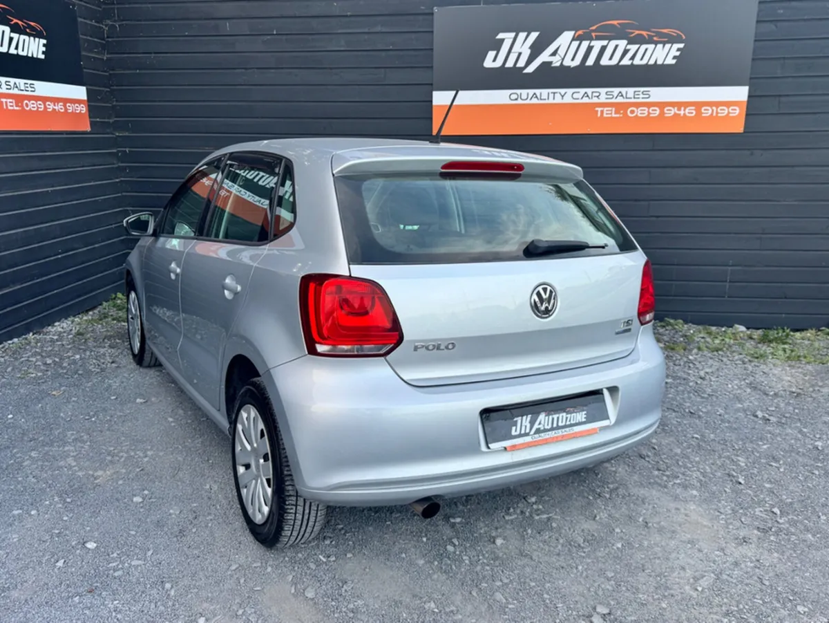 Volkswagen Polo Auto - Image 6