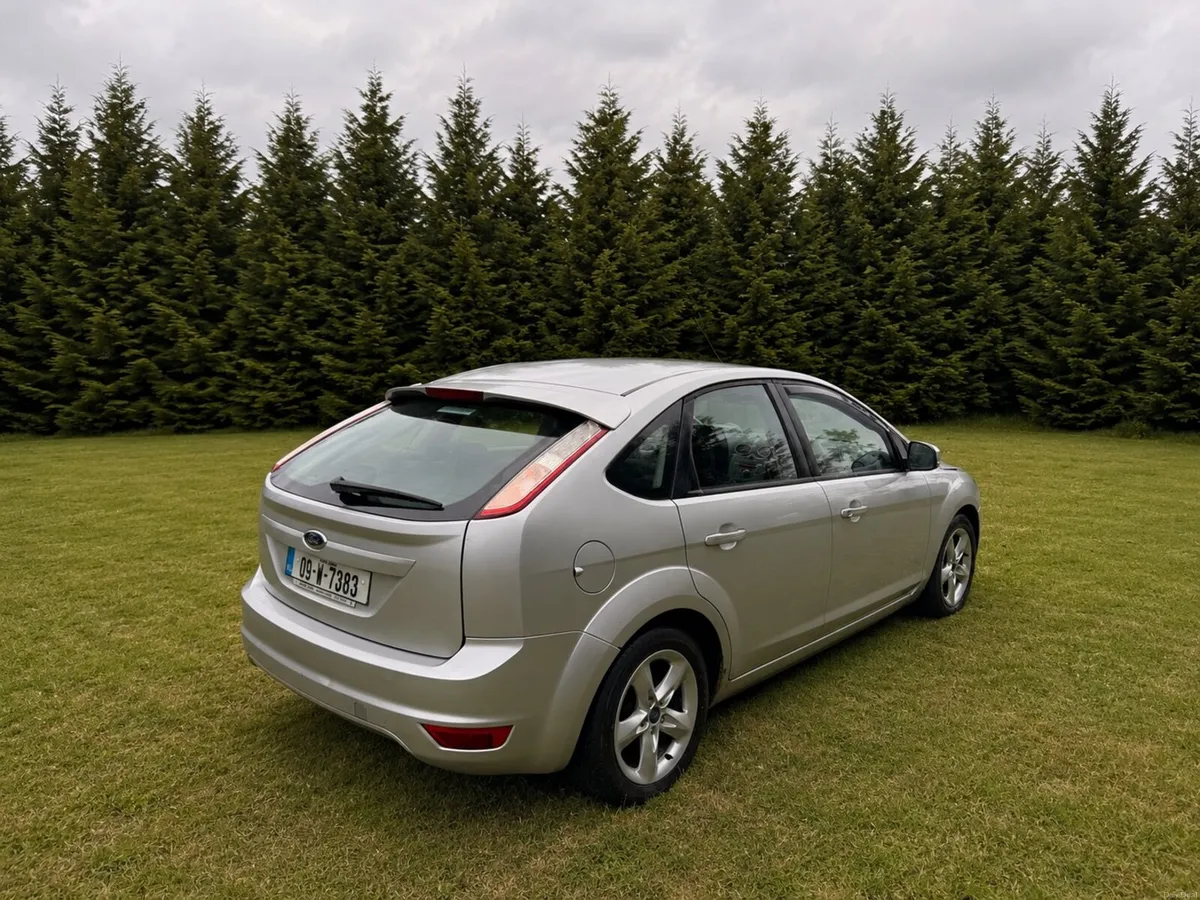 2009 Ford Focus Zetec 1.6 Diesel - Image 2