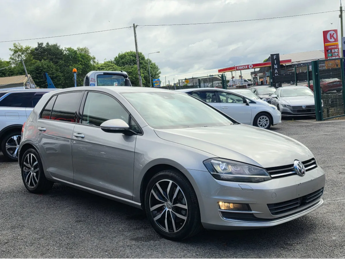 Volkswagen Golf 1.4 TSI AUTOMATIC - FULL LEATHER - Image 3
