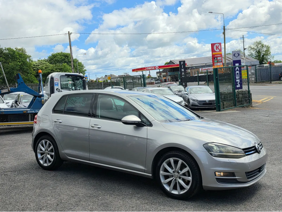 Volkswagen Golf 1.2 TSI AUTOMATIC - CARPLAY - ANDR - Image 3