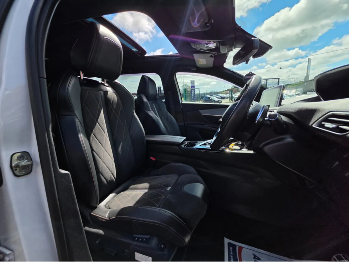 Peugeot 5008 GT LINE PANORAMIC SUNROOF 7 SEATER - - Image 3