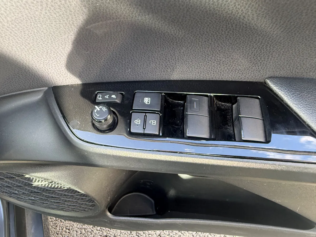 2022 Toyota Prius 1.8 Hybrid , 51k Miles Only - Image 4