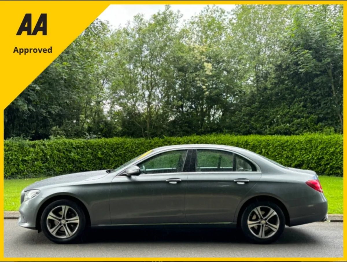 Mercedes-Benz E220 AVANTGARDE 2016 - Image 5