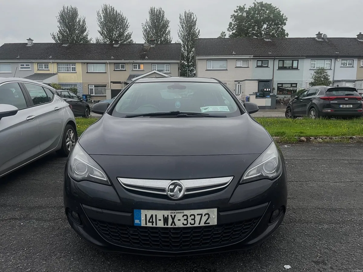Vauxhall Astra 2014 - Image 1