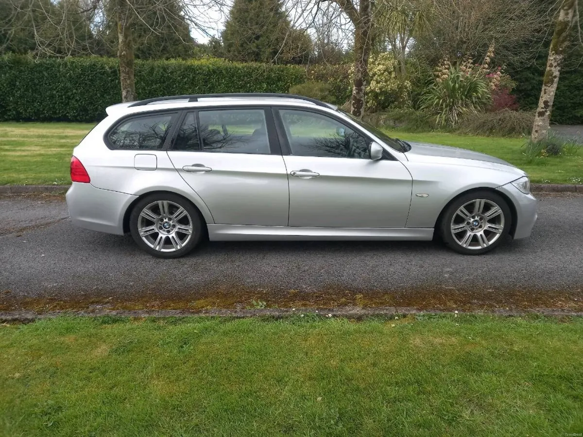 Bmw 318d auto touring, low mileage - Image 1