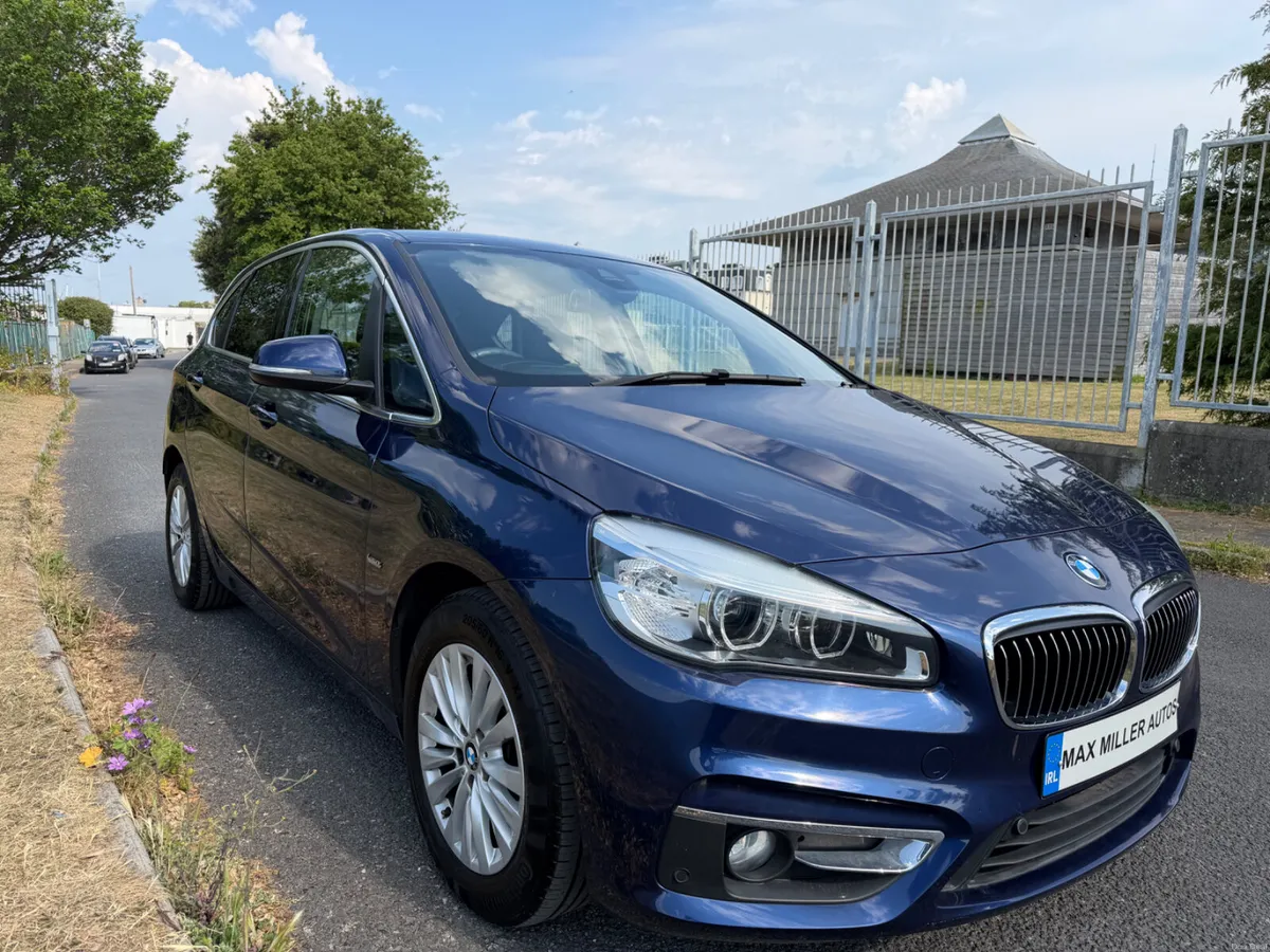 218i LUXURY Active Tourer - Image 1