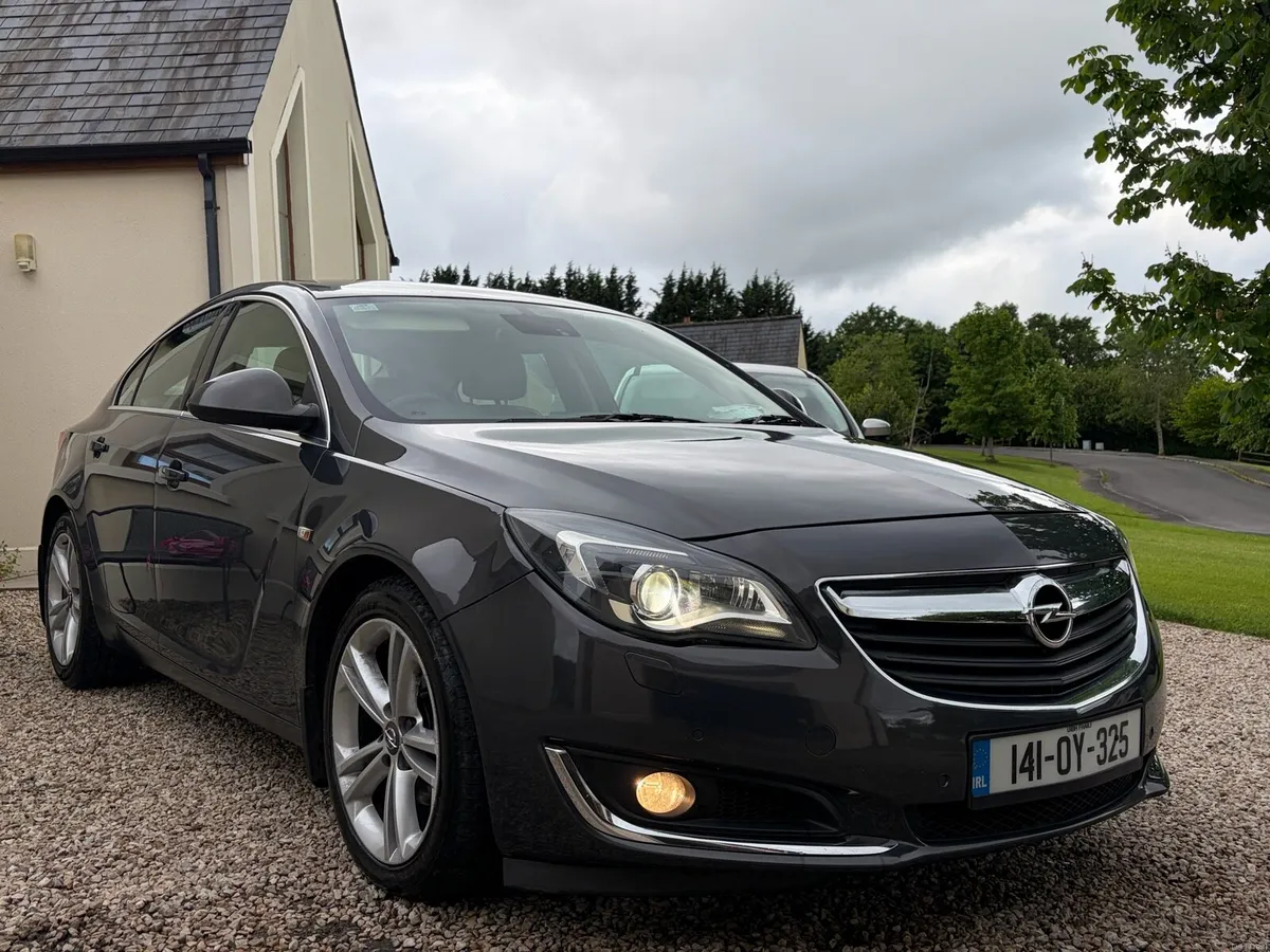 2014 Opel insignia elite 2.0 diesel 230km - Image 2