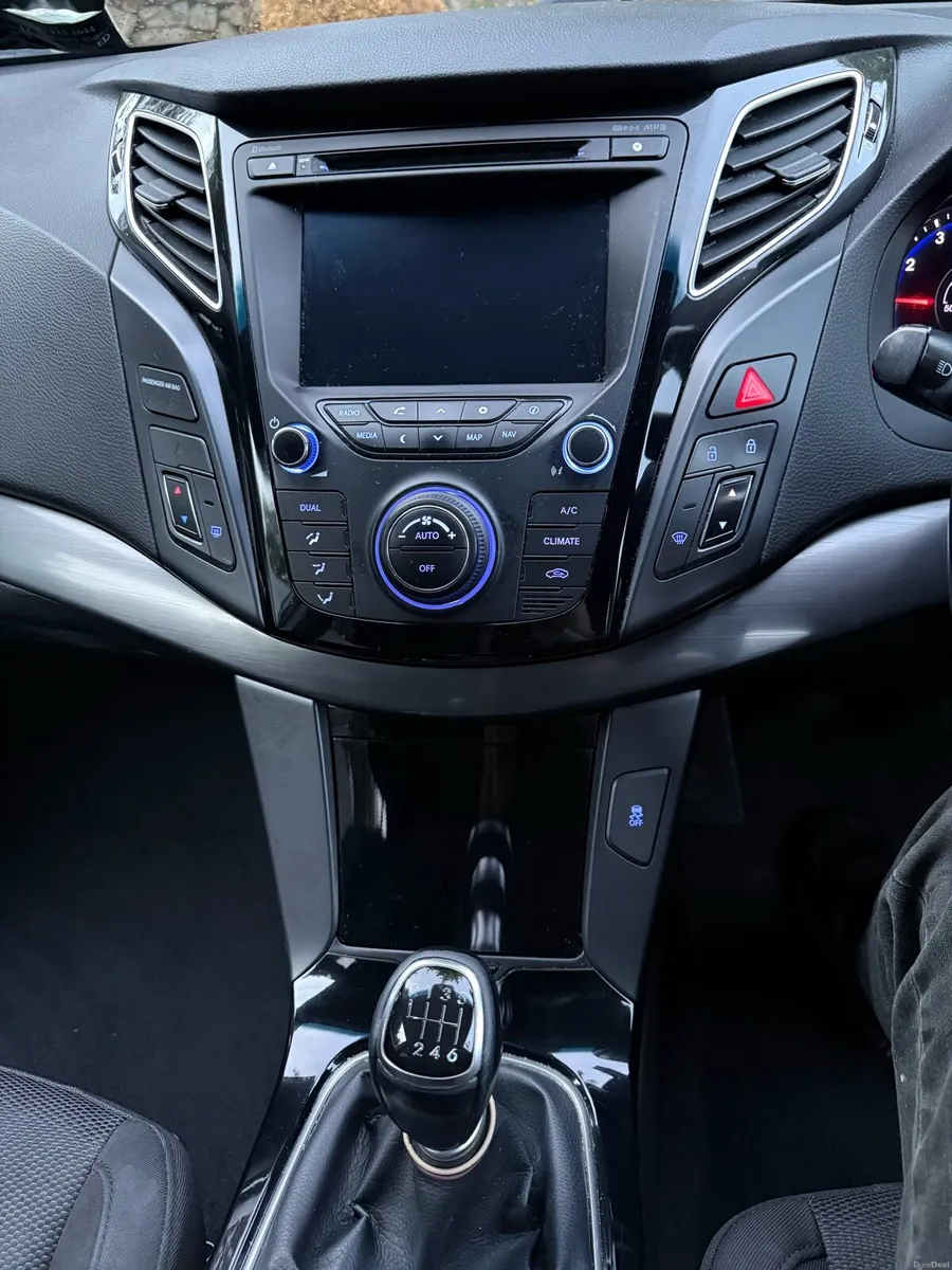Hyundai i40 Estate - Image 3
