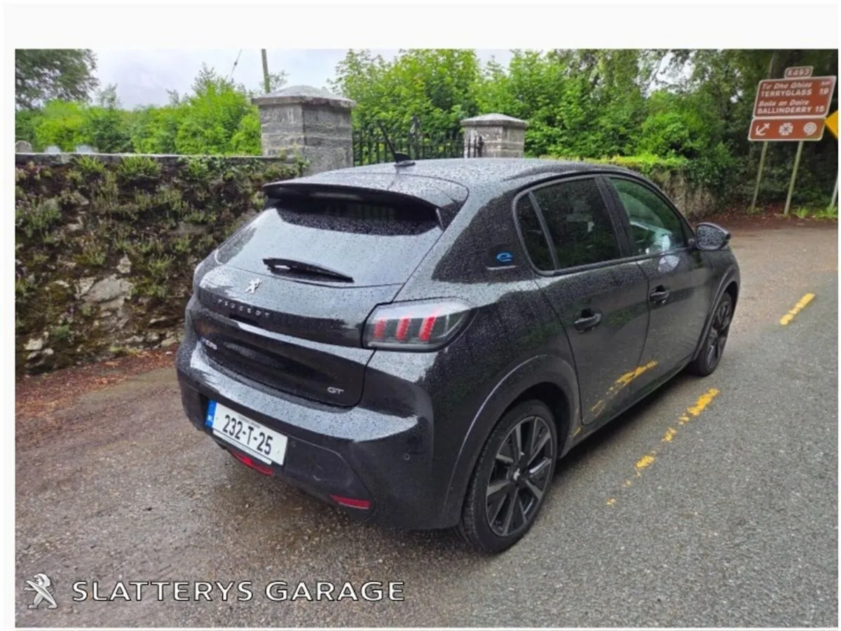 Peugeot 208 Electric 136bhp (50 kWh) GT - Image 4