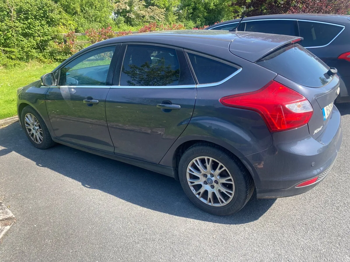 Ford Focus 2012 - Image 1