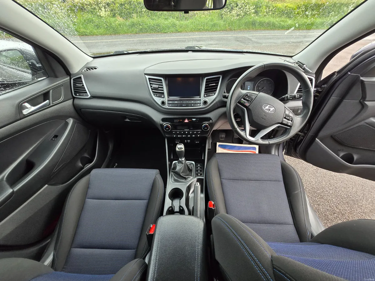 Hyundai Tucson 2016 1.7 diesel - Image 4