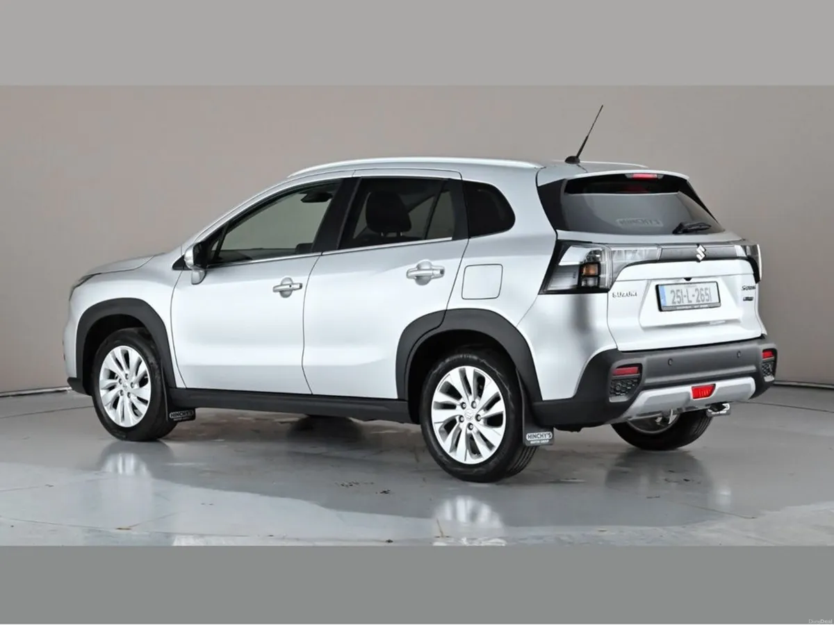 Suzuki SX4 Motion 1.5 HEV Auto - Image 2