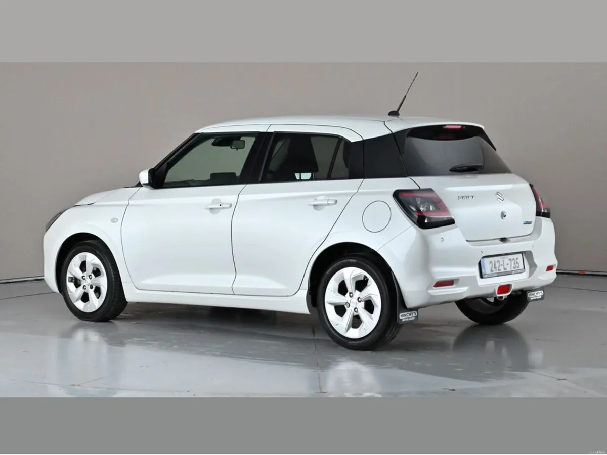 Suzuki Swift Motion 1.2 - Image 2