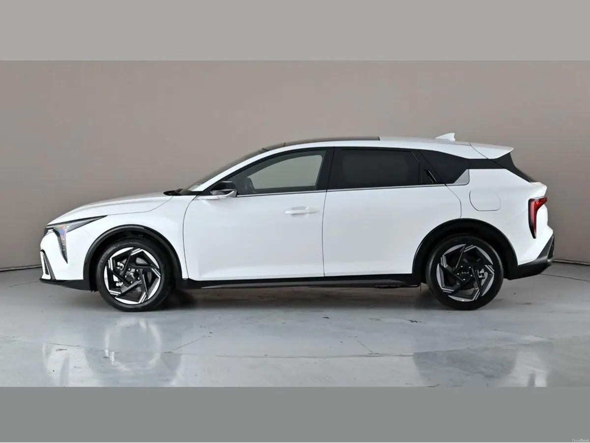 Kia K4 GT-Line Auto - Image 3