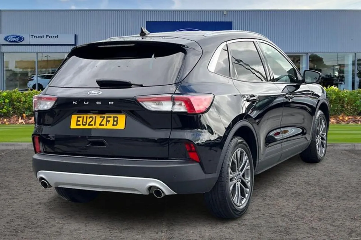 Ford Kuga Titanium Edition - Image 4